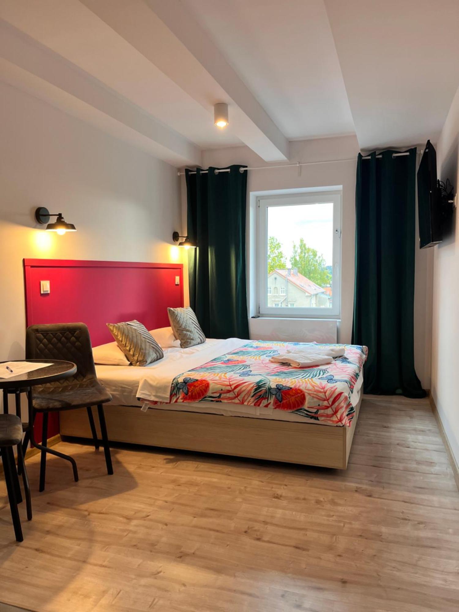3 Budget Stay Apartments 兹戈热莱茨 外观 照片