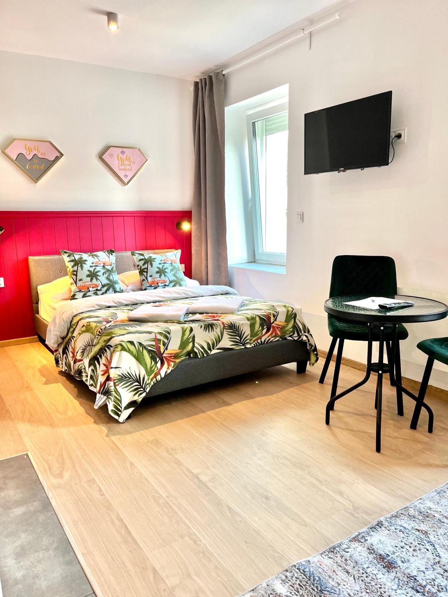 3 Budget Stay Apartments 兹戈热莱茨 外观 照片