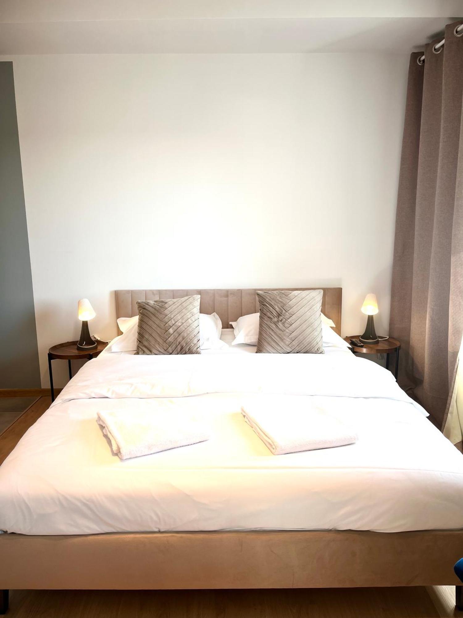 3 Budget Stay Apartments 兹戈热莱茨 外观 照片