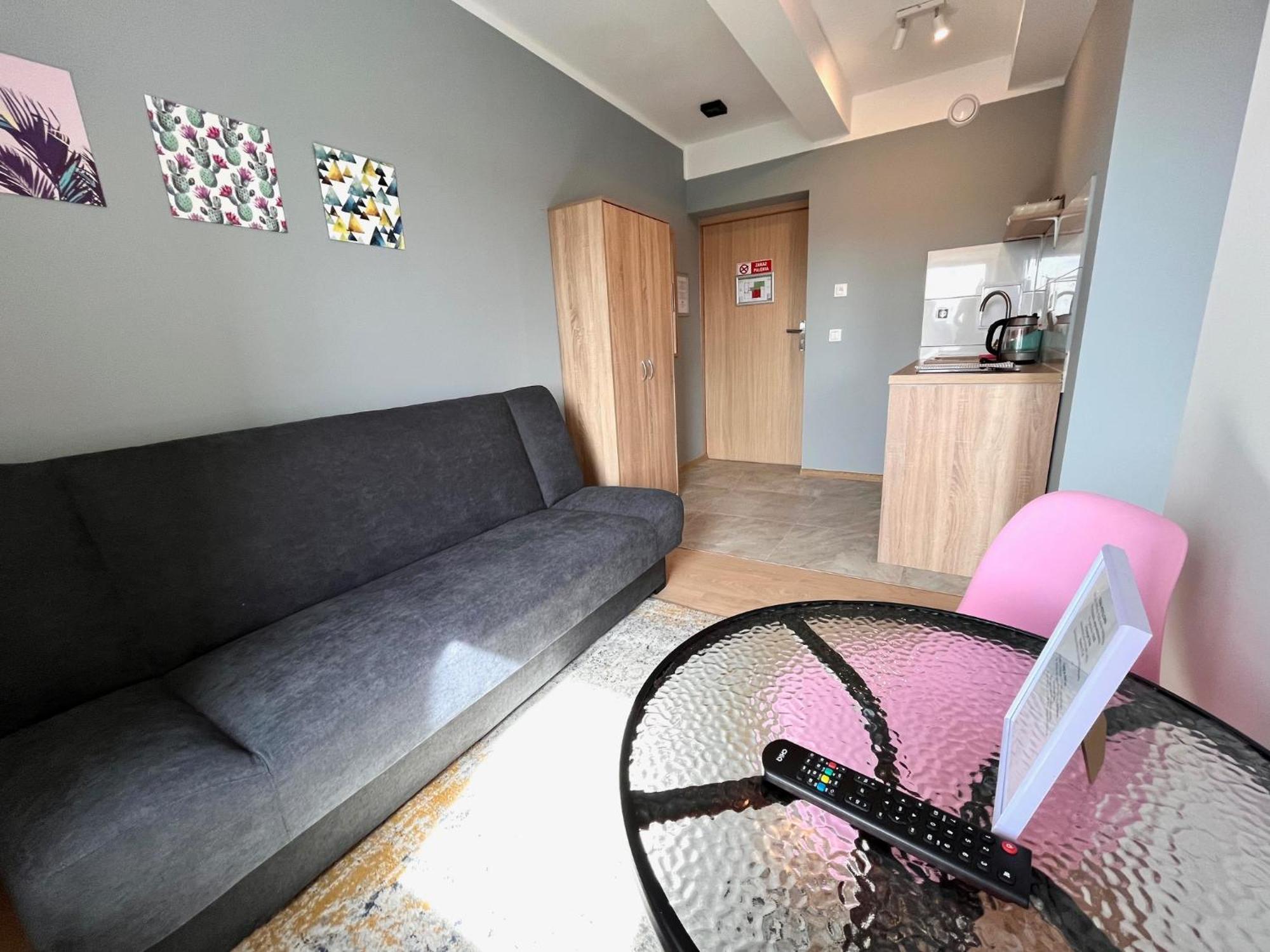 3 Budget Stay Apartments 兹戈热莱茨 外观 照片